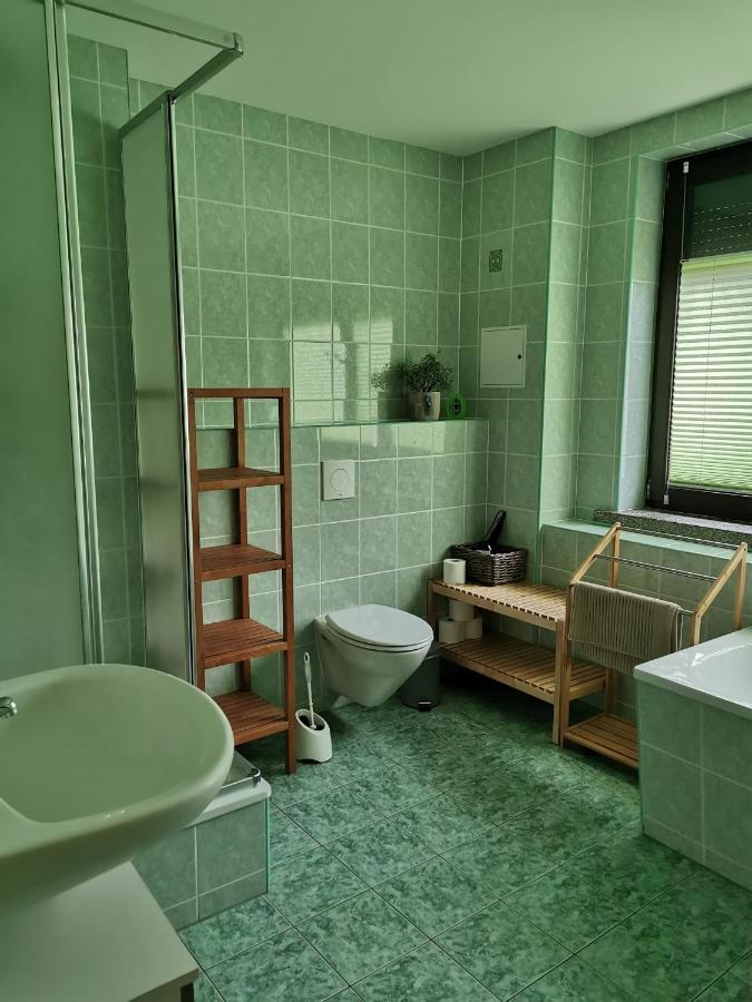 Monteur- Und Ferienwohnung In Hainichen - Obergeschoss Oder Dachgeschoss - Familie Weber Bockendorf Exterior foto